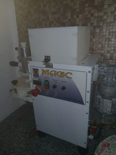 Máquina Modeladora de Salgados Maqtiva Magic - Completa - Todos os Moldes - Alta Produção
