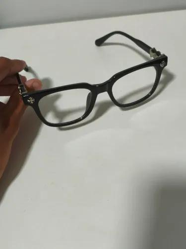 Óculos chrome hearts