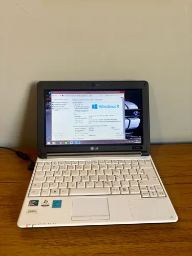 Netbook LG com Windows 8