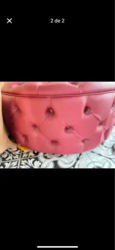 Puf rosa ótimo para casa ou lojas