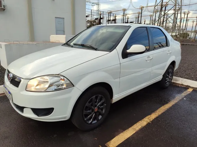Fiat Siena EL 1.4 MPI Fire Flex 8V 4P 2014