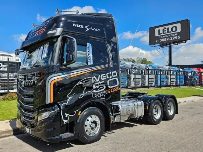 Iveco S-way 480 6x2 Ano 2023 Suspensão Mola Baixo Km 248 mil Km único Dono Start Stop