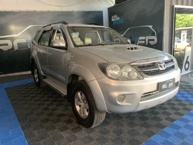 Toyota Hilux CD SRV 4X4 3.0 8V 116cv TB Diesel 2008