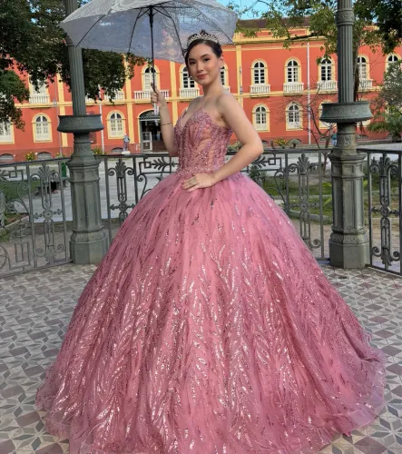 ALUGUEL VESTIDO DEBUTANTE