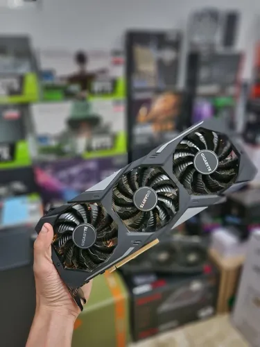 RTX 2070 SUPER 8GB, pego inferior mais volta