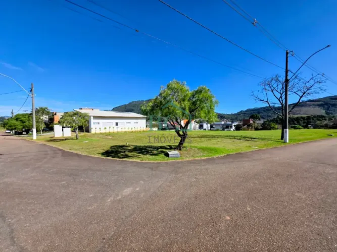 Excelente terreno á venda de 1.255,31m² no Residencial Campo da Cachoeira em Poços de Cald