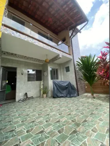 Casa à venda em rua pública, ITAPUÃ, Salvador, BA