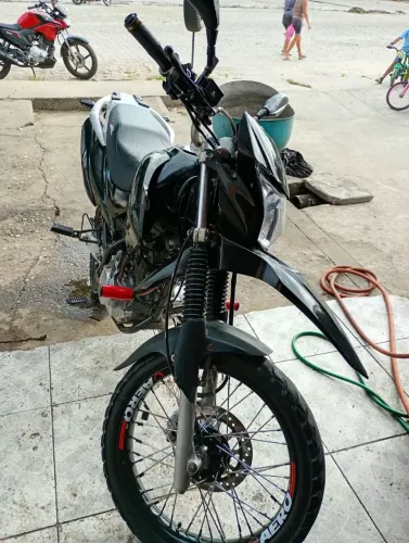 Bros 150 Nxr valor a negociar