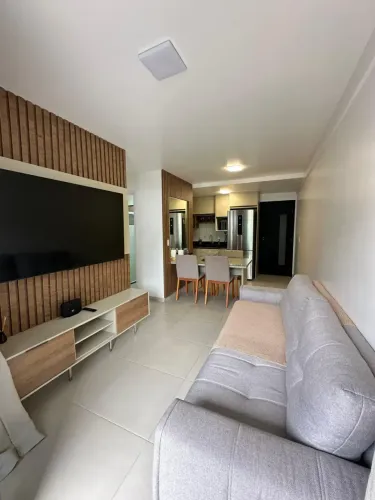 Vendo Lindo Apto mobiliado de 2 quartos prédio novo na Ponta Verde