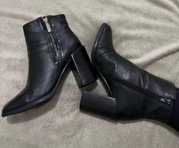 Bota Arezzo