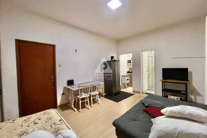 Apto 1 Quarto Poucos passos da praia - Leme