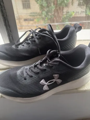 Tênis Under Armour tam 41 - Essential 2