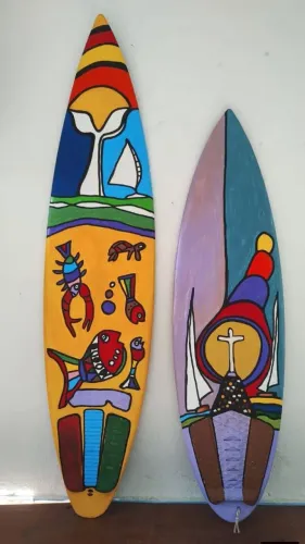 Em 2006 Lousada lam?a Coleção Arte Pranchas Recicládas