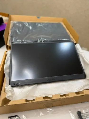 Monitor Portátil ASUS ZenScreen MB169CK-P - Novo na caixa!