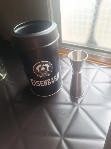 Camisinha para garrafa 600ml acompanha dozador de brinde 