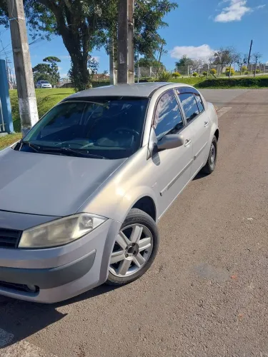 Renault Megane Sedan Dynamique 2.0 16V Mec. 2007