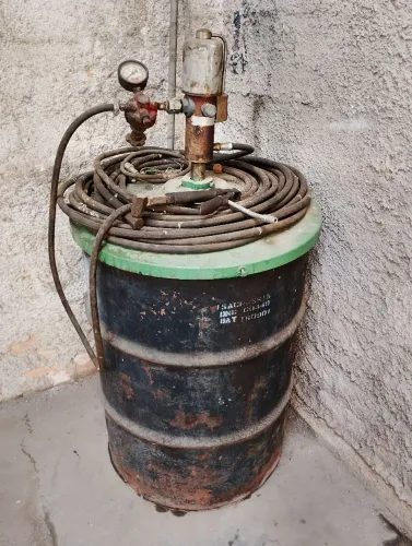 Engraxabeira pneumática 200 L