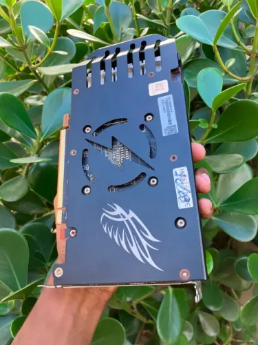Placa de Vídeo RX6600M
