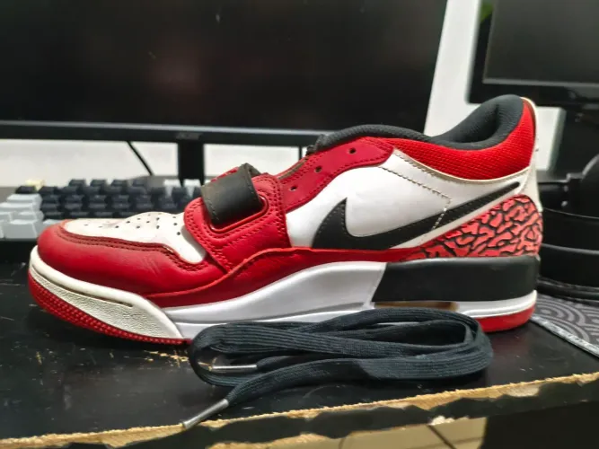 Air Jordan Legacy 312 Low Chicago