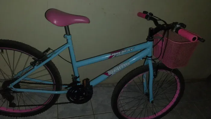Vendo uma bicicleta