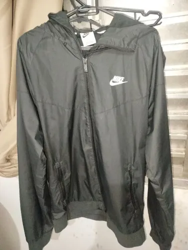 Vendo jaqueta corta vento Nike