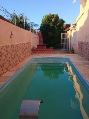 Casa 3 quartos, Planalto 13 de Maio, com piscina. Excelente!!!