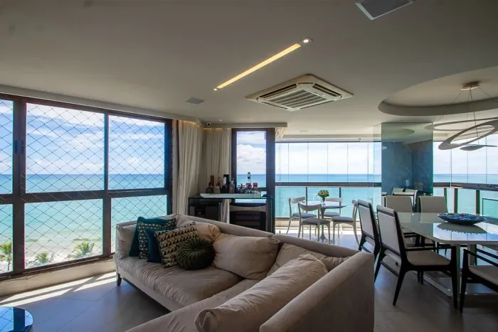 Apartamento para alugar no Condomínio Ivani Silvestre, em Boa Viagem  160m², beira-mar, mo