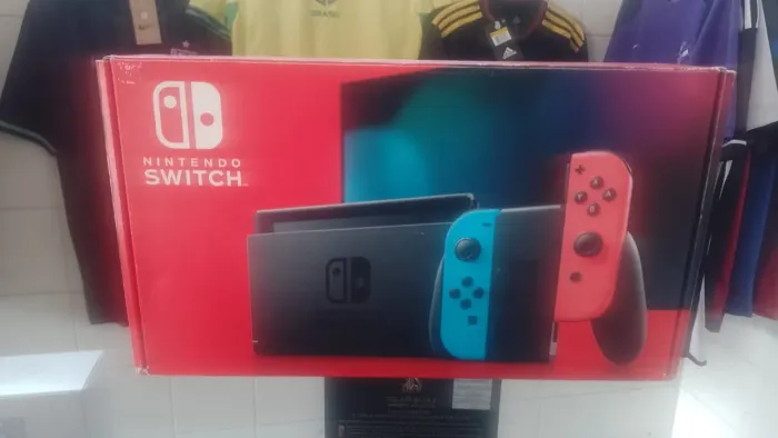Nintendo Swift na caixaaberto para testar