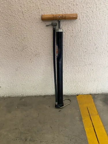 Bomba de ar bicicleta