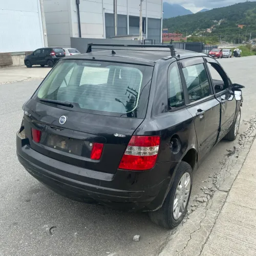 SUCATA Fiat Stilo 1.8 8v Flex 114cv 2006