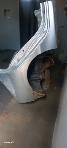 Honda civic 2008, parte da lateral e traseira.