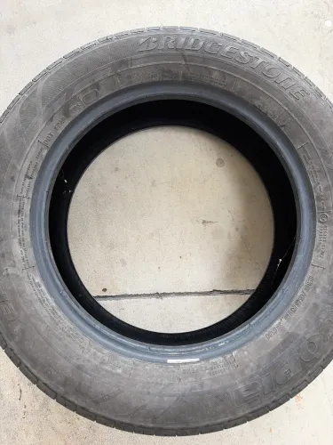 Pneu Bridgestone Ecopia EP150 185/65 R15 88H - Meia Vida
