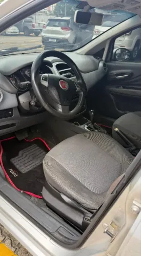 Fiat Punto Essence 1.6 Flex 16V 5P 2015