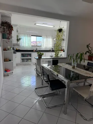 Sobrado à venda em São Bernardo do Campo, Assunção, com 3 quartos, com 219 m²