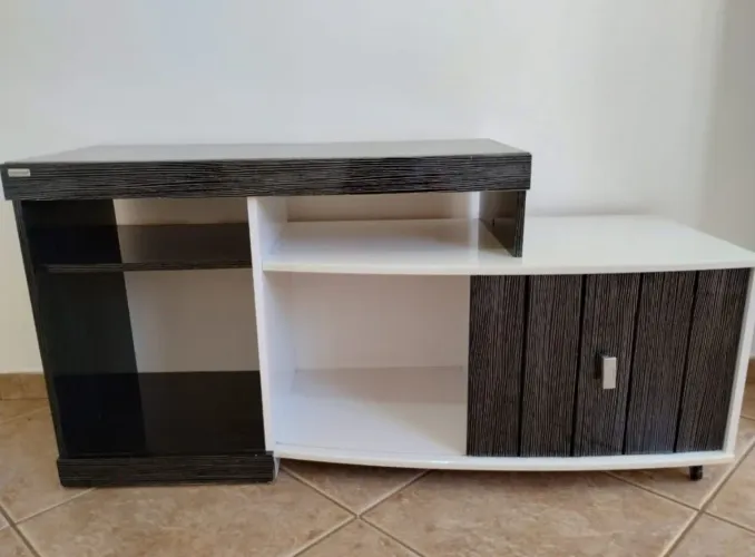 VENDA DE UM RACK P/ SALA.