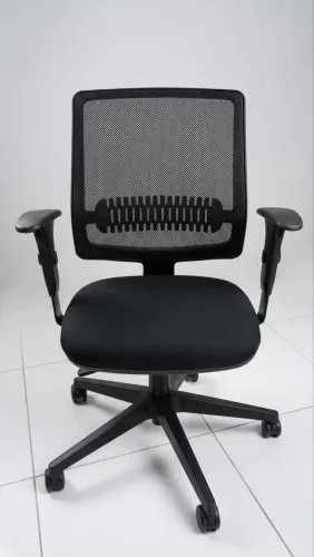 Cadeira Flexform Uni All Black Ergonômica (NR17) - Oportunidade! Parcelo 12x