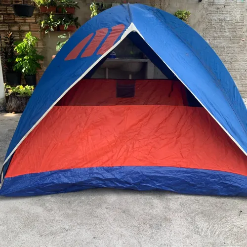 Barraca de Camping Iglu para 3 a 4 Pessoas ? Azul e Vermelha