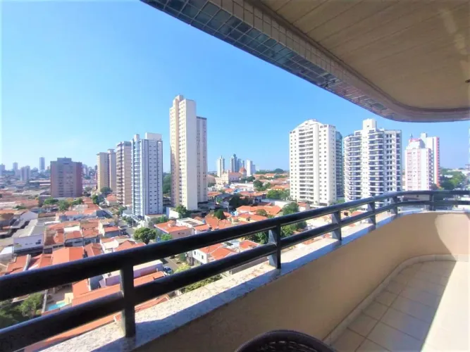 Apartamento com 4 quartos à venda no centro, com 168 m² com ótima disposição e área de laz