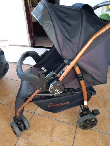 Carrinho de bebe super conservado