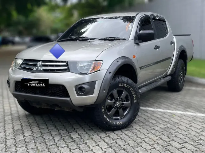 Mitsubishi L200 Triton HLS 2.4 Flex 16V CD Mec. 2015