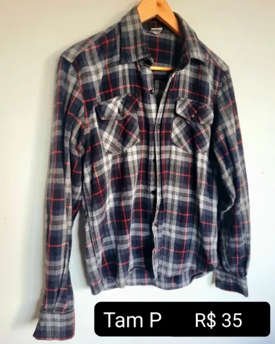 Camisa Flanelada P - R$ 30