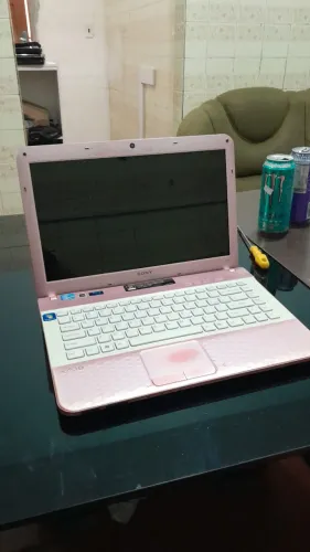 Notebook Sony Vaio: Tela LED 14' High Definition / Intel Core i5 / 8GB RAM / HD 500GB W10