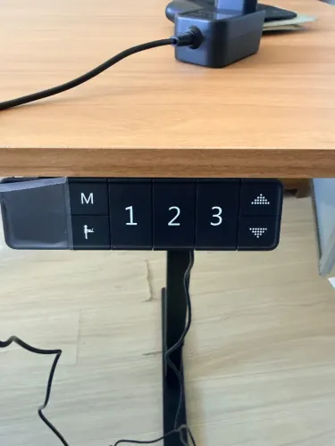 Mesa ergonômica c/ regulagem de altura