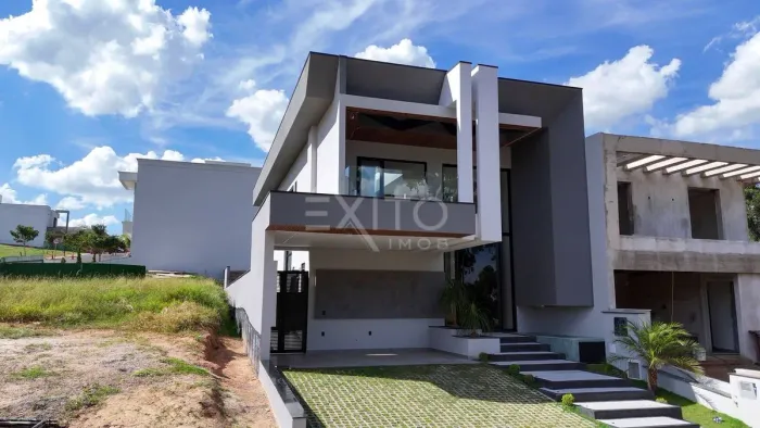 Sobrado Alto Padrão à Venda no Condomínio Villa Sapezal em Indaiatuba com 3 Suítes, Piscin