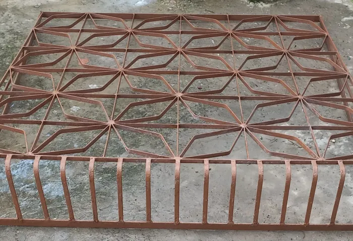 Venda de uma grade de ferro ( janelão)