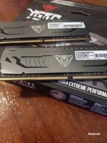 Memória RAM Patriot Viper Gringa 2x8GB (16GB)