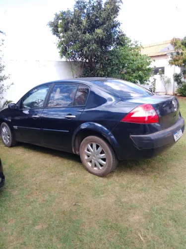 Renault Megane Sedan Dynamique 2.0 16V Aut. 2010