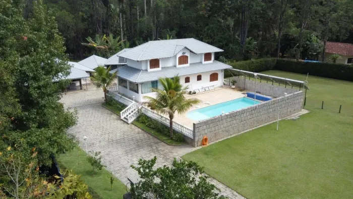 Casa em Condomínio para Venda em Teresópolis, Vargem Grande, 3 dormitórios, 2 suítes, 6 ba