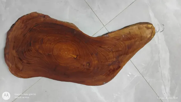 Tábua pra carne grande rústica falta acabamento