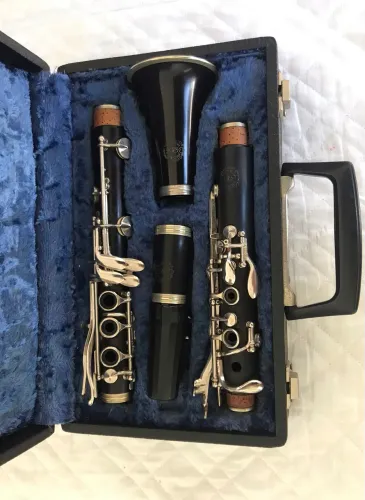 Clarinete italiano Orsi de Madeira